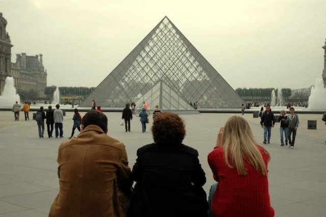 contemplatingthelouvre.jpg
