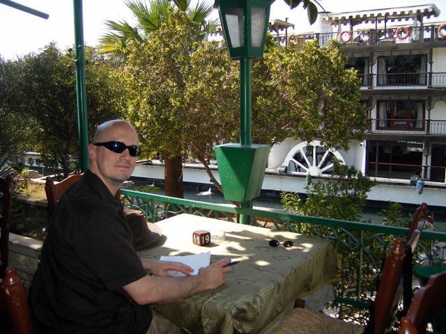 h_panoramacafe.jpg