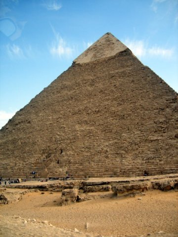 j_bigpyramidupclose.jpg