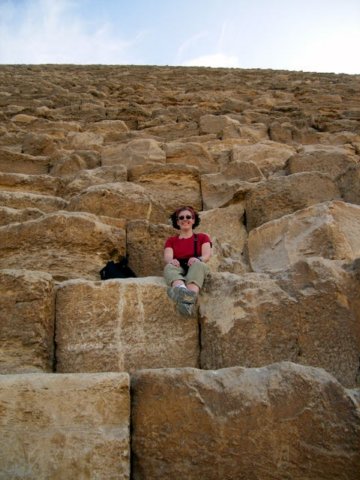 j_meonpyramid.jpg
