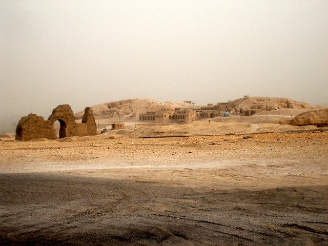 l_desert.jpg
