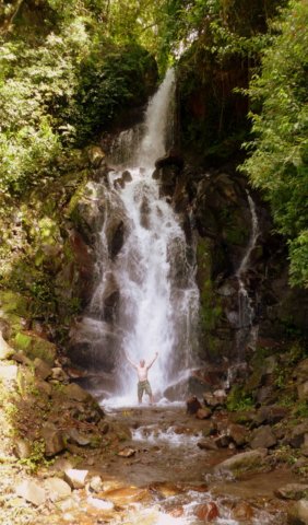 _waterfall2.jpg